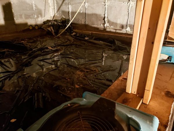 Crawlspace Water Cleanup in Greenfield